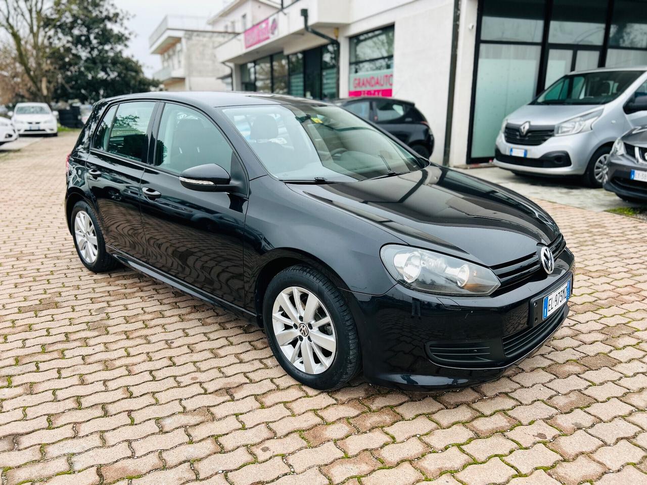 Volkswagen Golf 1.6 TDI DPF 5p. Highline