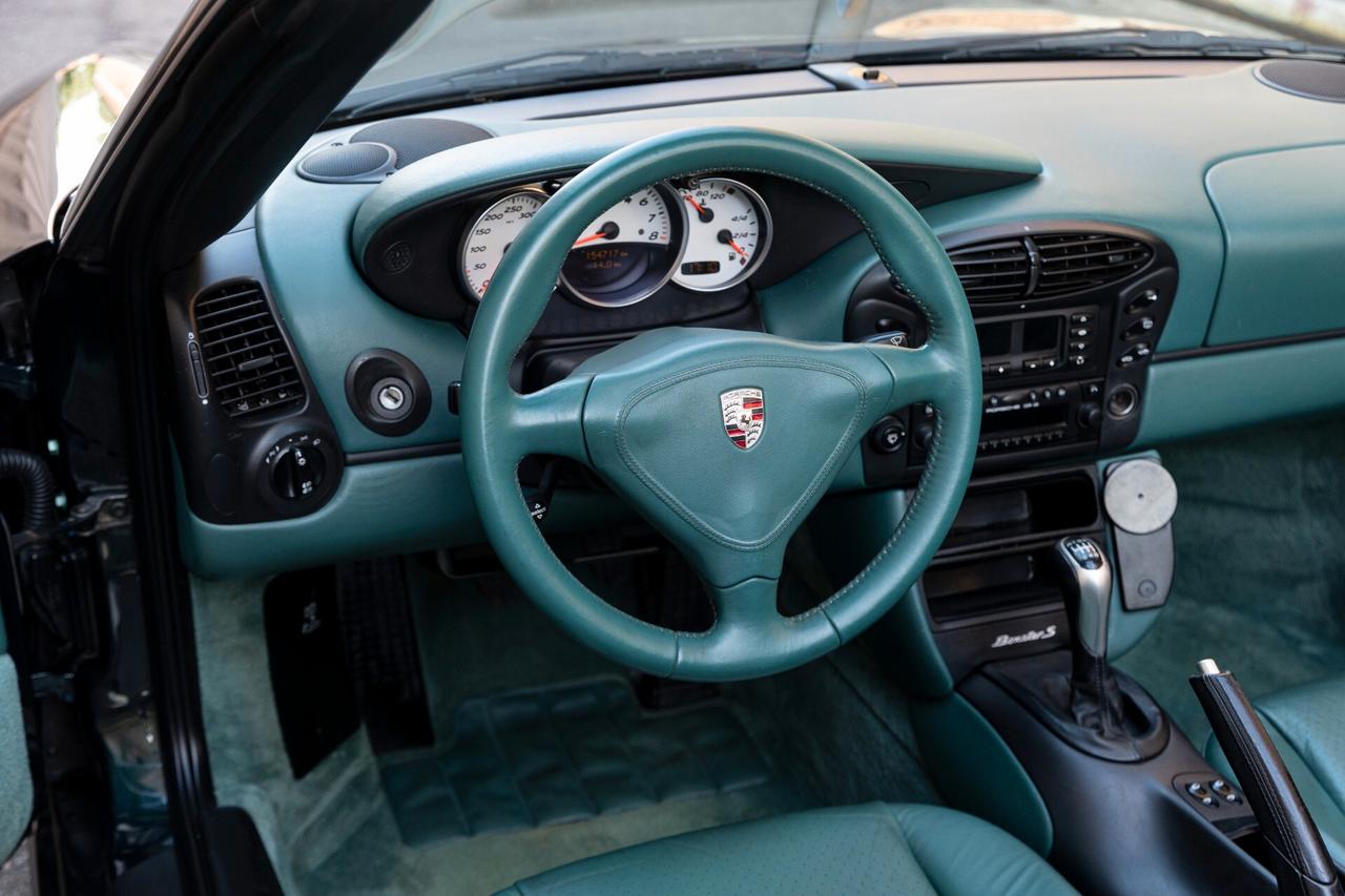 Porsche Boxster 3.2i 24V cat S