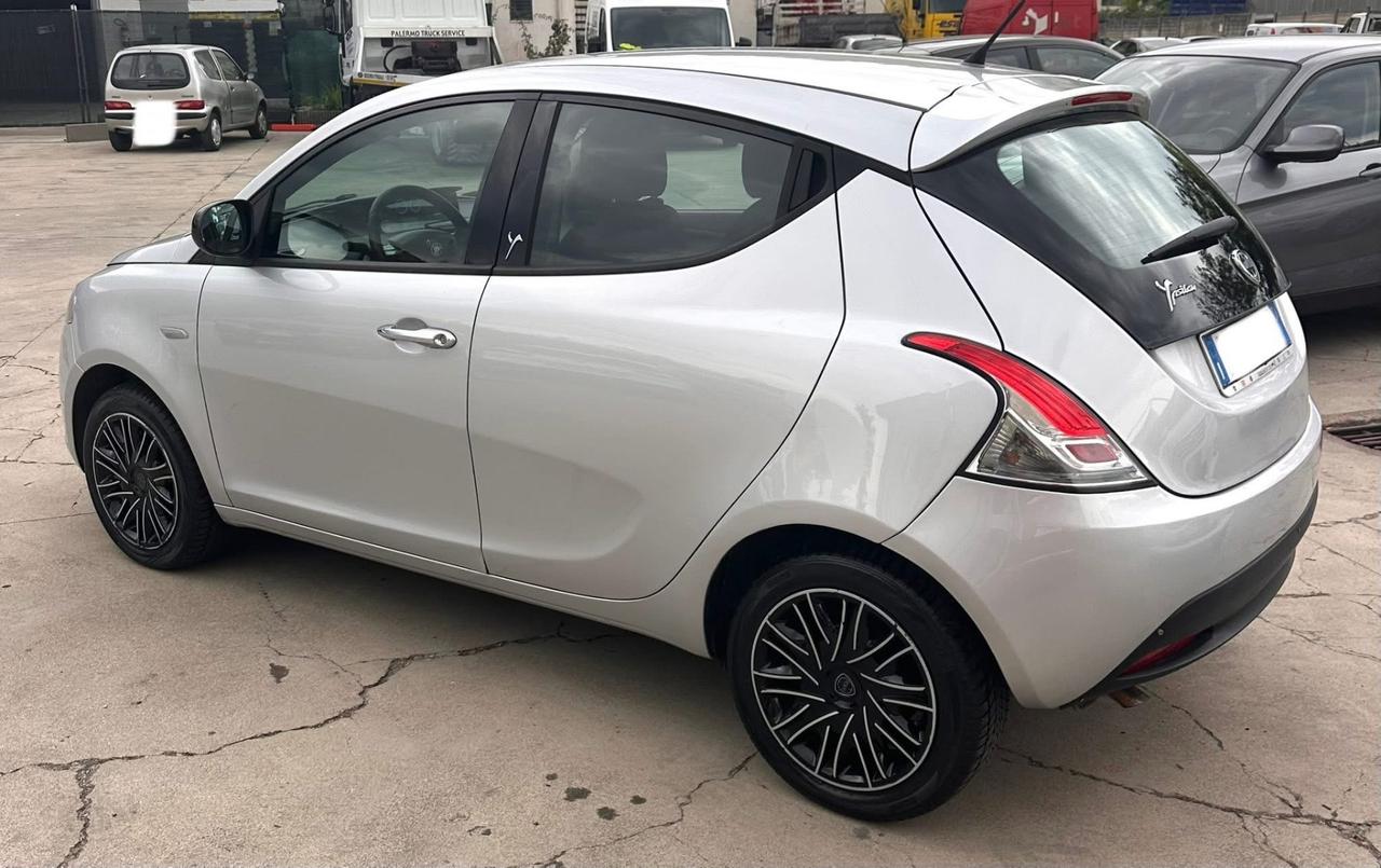 Lancia Ypsilon 1.3 MJT 16V 95 CV 5 porte S&S Gold