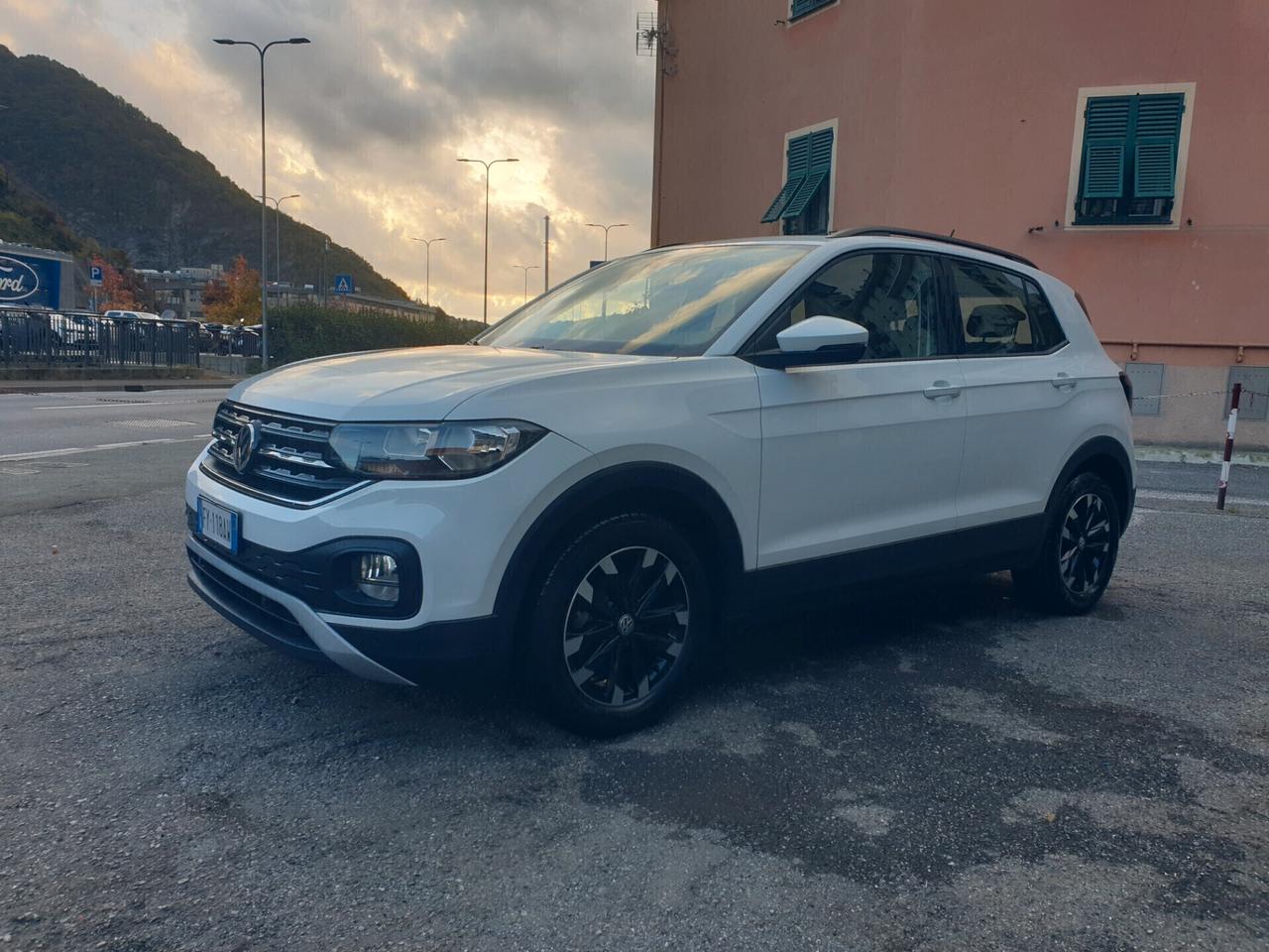 Volkswagen T-Cross 1.0 TSI Urban