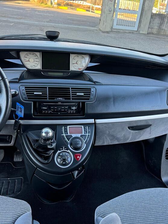 Peugeot 807 2.0 HDi 163CV ST
