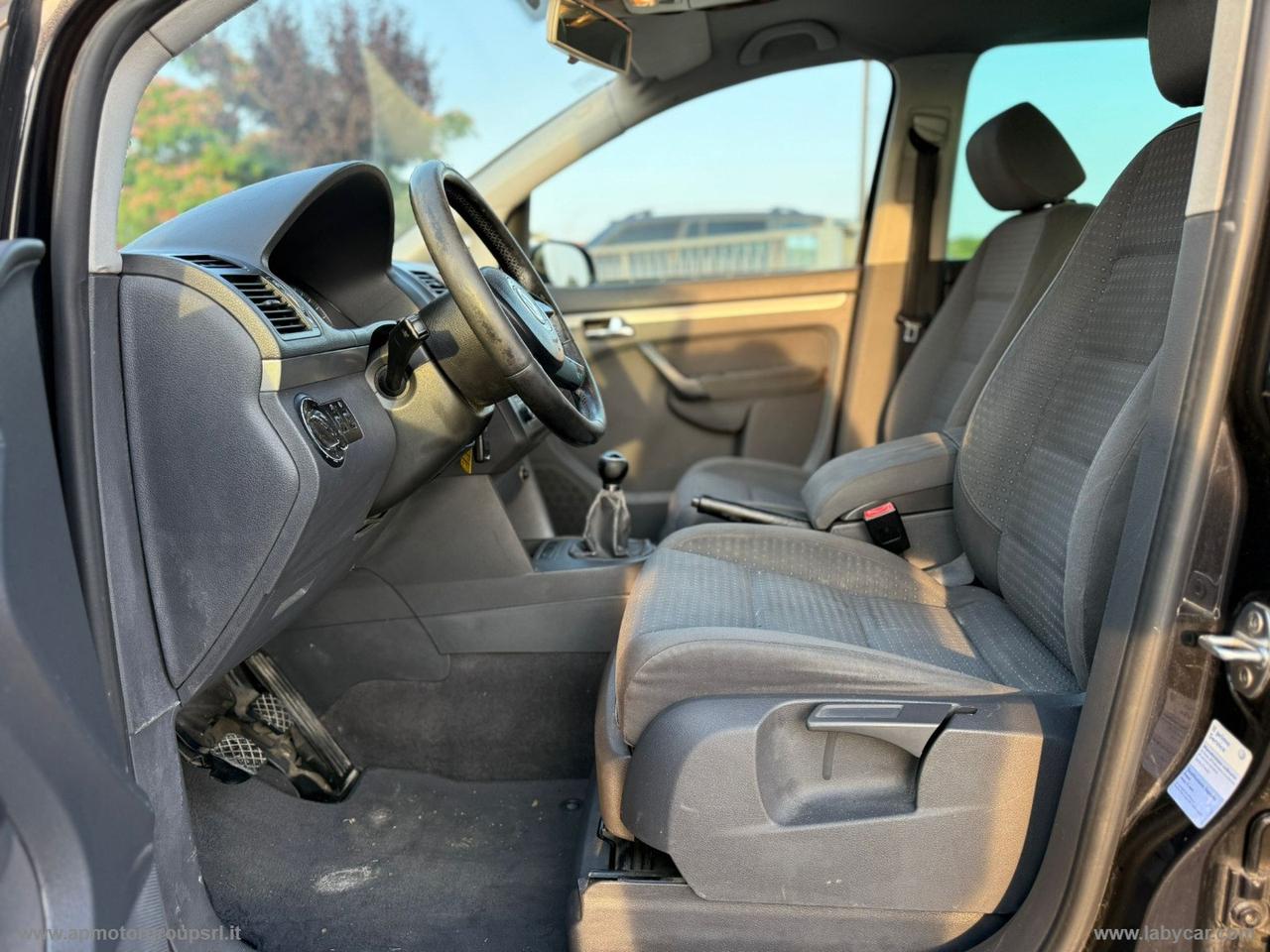 VOLKSWAGEN Touran 2.0 VAN TDI COMFORTLINE