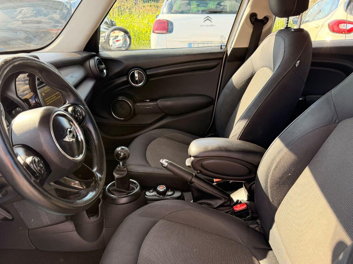 MINI - Mini - 1.5 Cooper D Business XL 5 porte