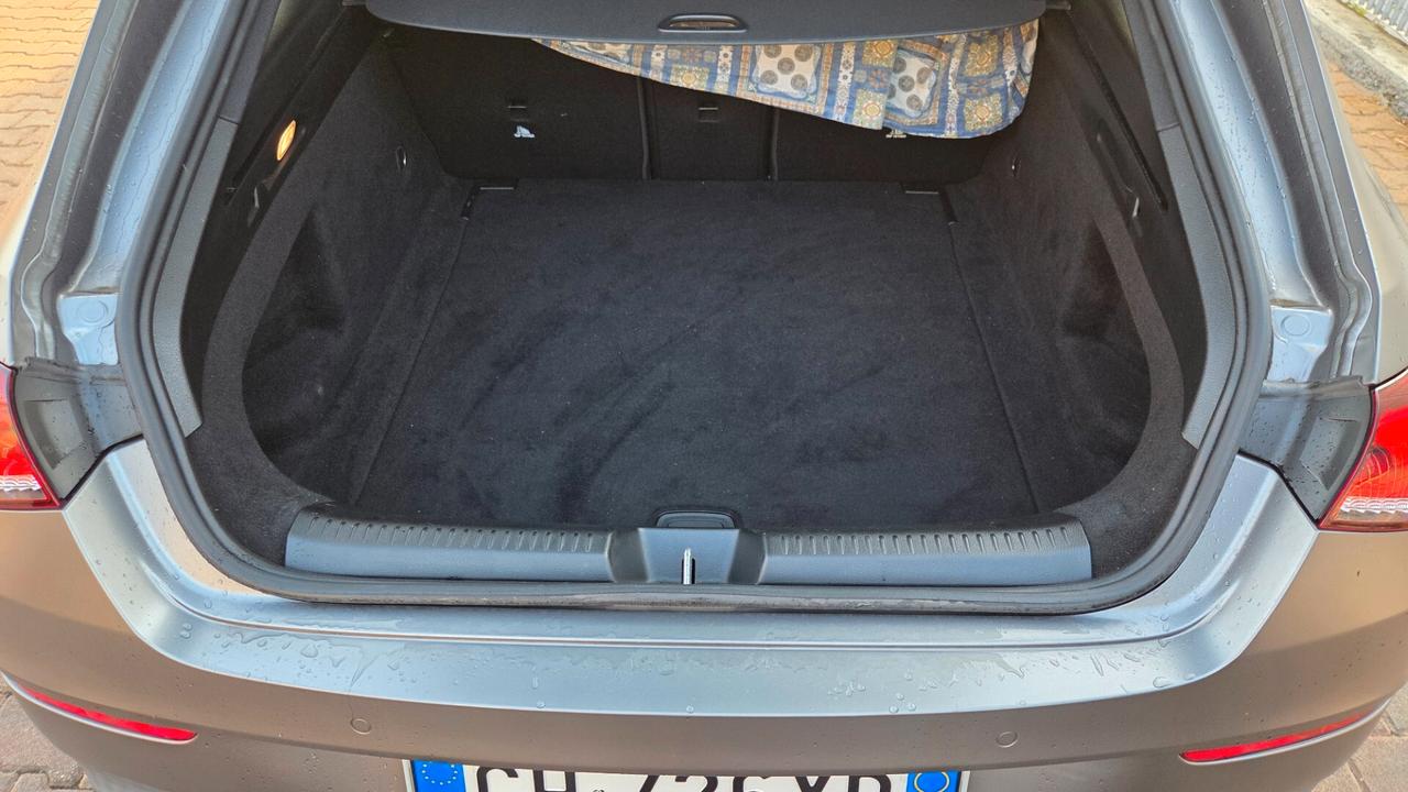 Mercedes-benz CLA 200 d S.W. Automatic Premium