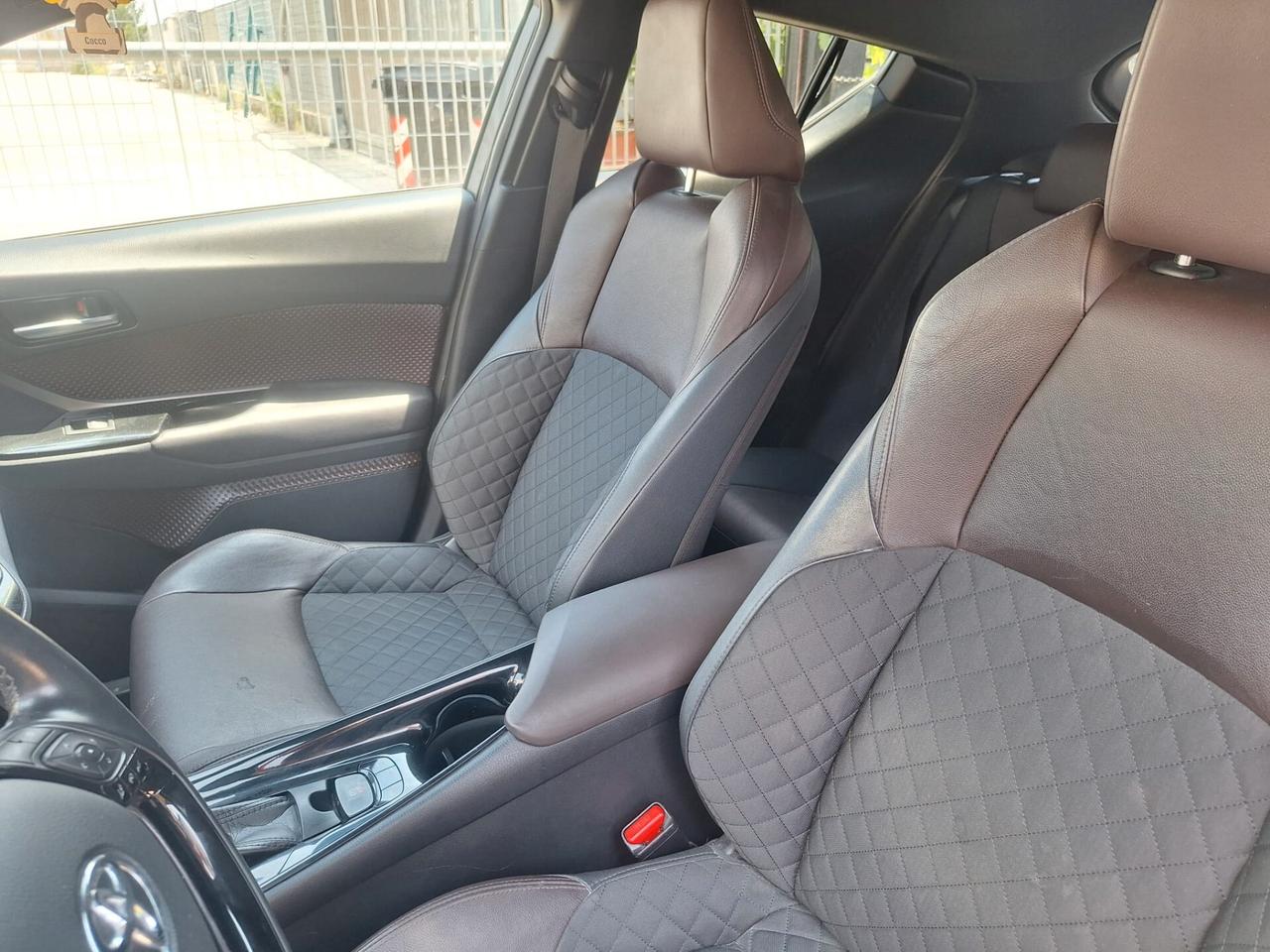 Toyota C-HR 1.8 Hybrid E-CVT Lounge
