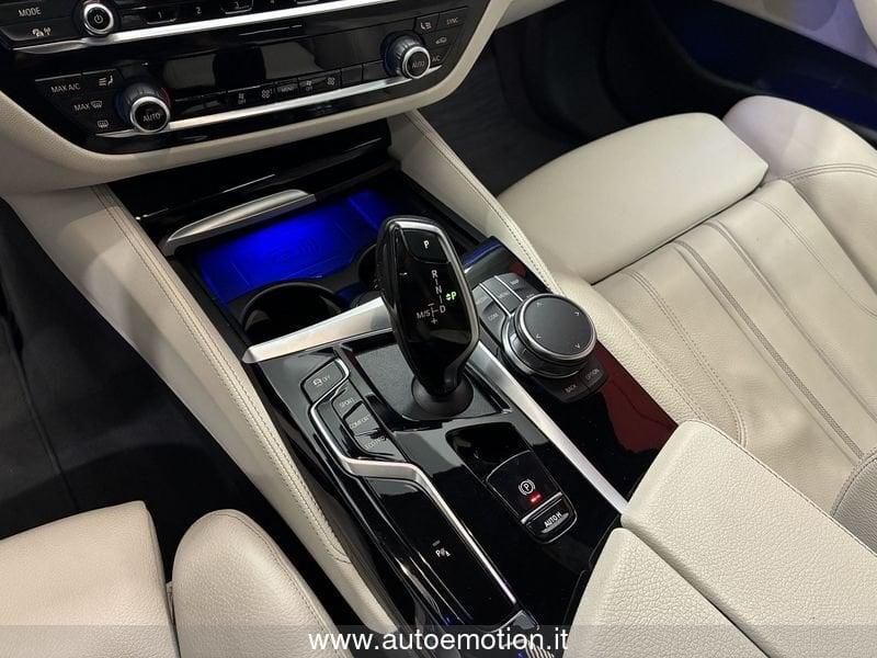 BMW Serie 5 520d 48V xDrive Touring Msport