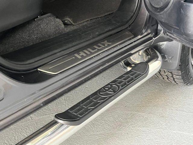TOYOTA Hilux 2.4 D-4D 4WD 4 porte Double Cab Executive