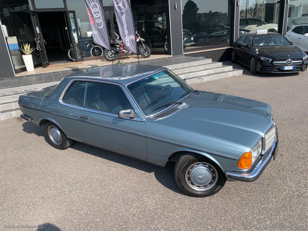 MERCEDES-BENZ 230 C AUTOMATICA DA COLLEZIONE