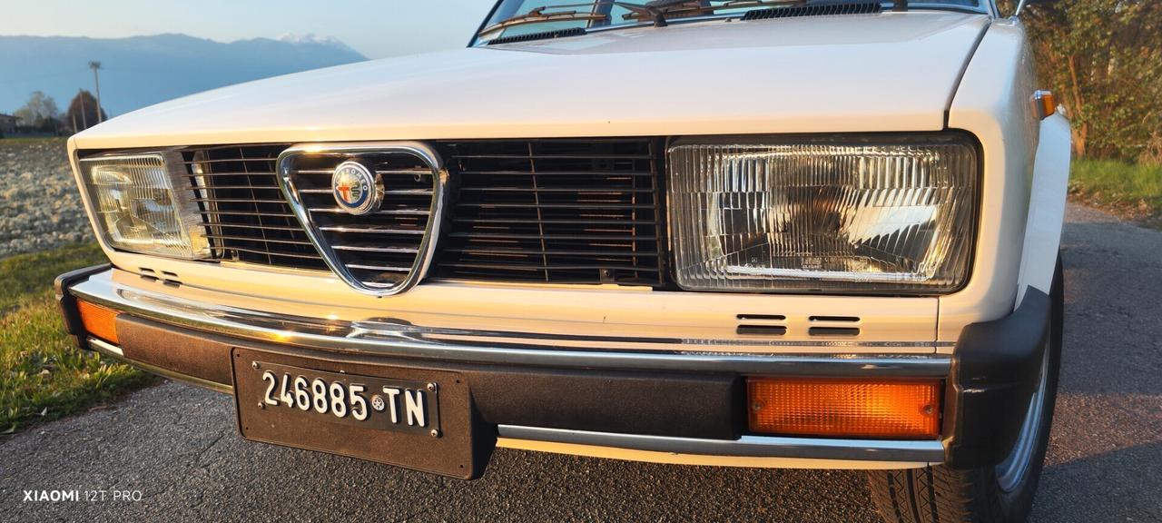 Alfa Romeo Alfetta 2.0 122cv (12.569km ORIG.)