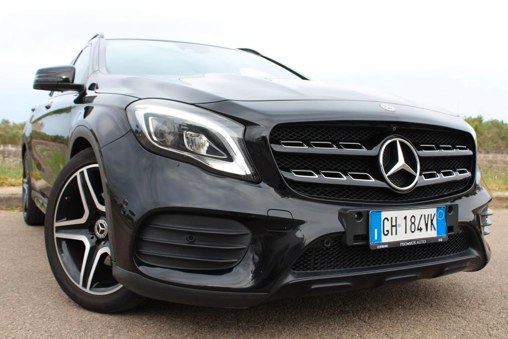 MERCEDES GLA 220 Aut. Premium * AMG
