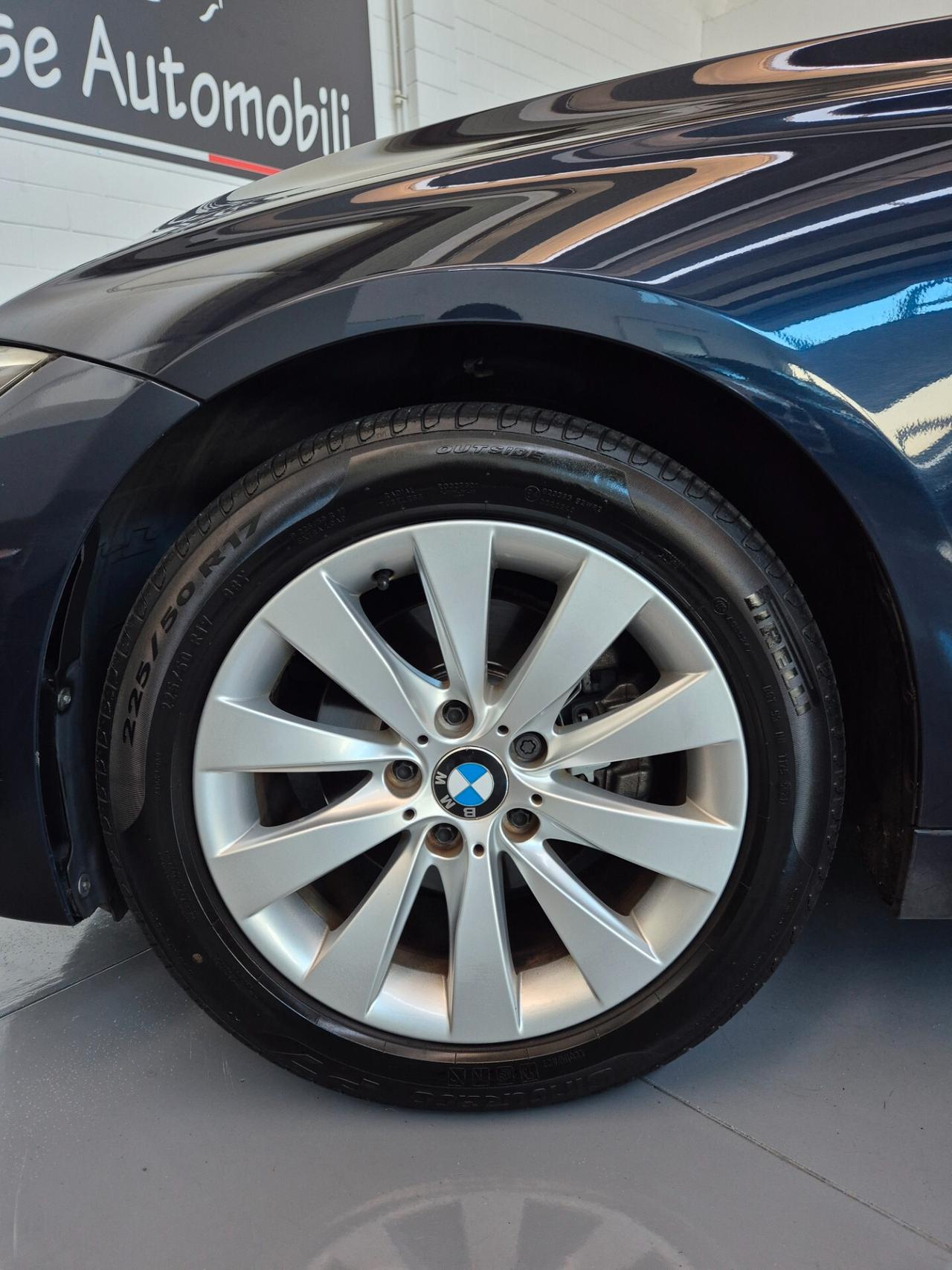BMW 320 touring modern 2.0d 184cv Automatica Navigatore