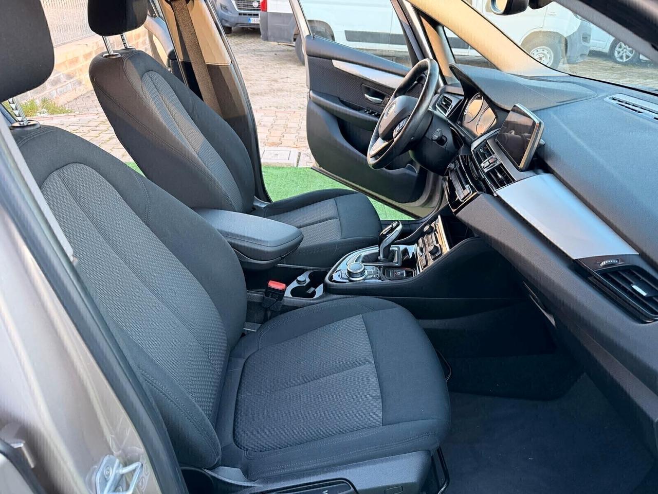 Bmw 216d Active Tourer nessun vincolo di finanziamento