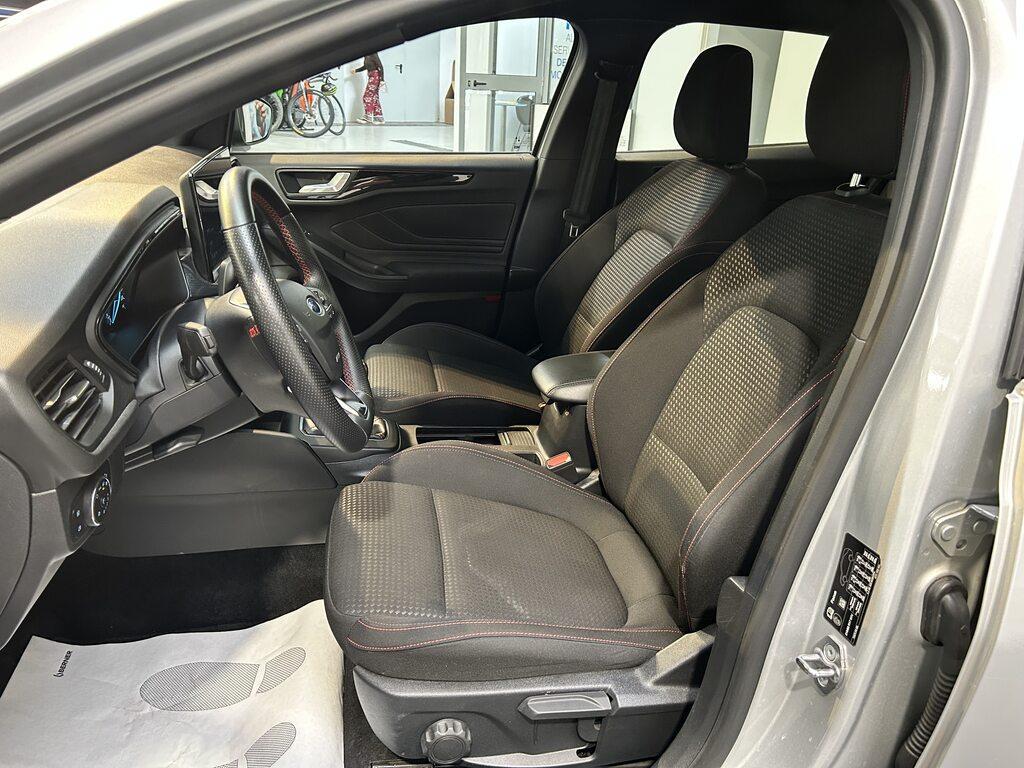 Ford Focus Wagon 1.5 EcoBlue ST-Line