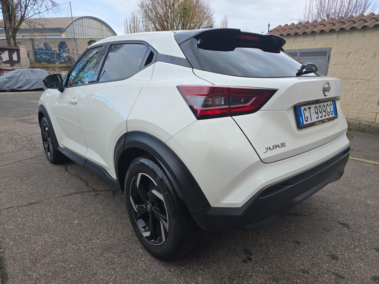 Nissan Juke 1.0 DIG-T 114 CV DCT N-Connecta