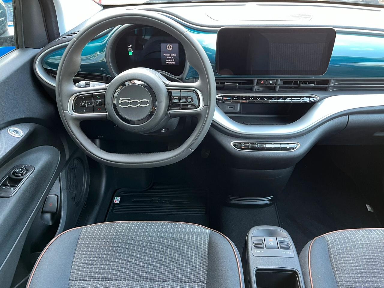 Fiat 500 500e Berlina 42 kWh