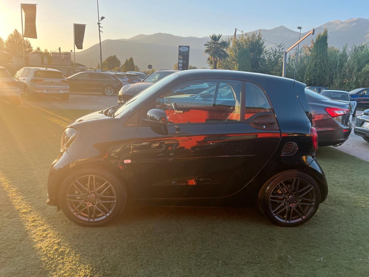 Smart ForTwo 90 0.9 Turbo Passion ALL BRABUS/R"16 B/NAVI/CAMERA/TETTO