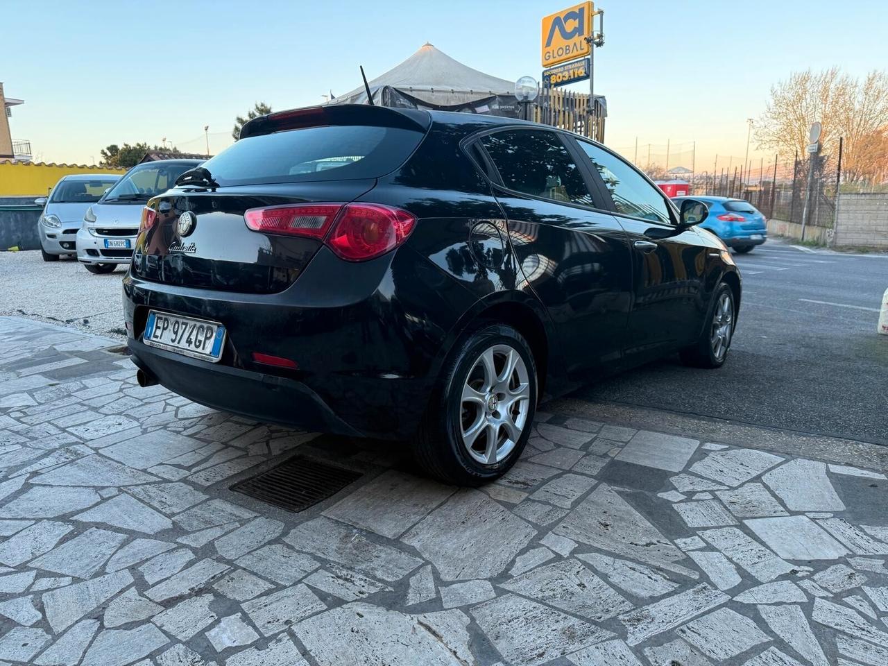 Alfa Romeo Giulietta 1.6 JTDm-2 105 CV Exclusive garanzia permute finanziamenti