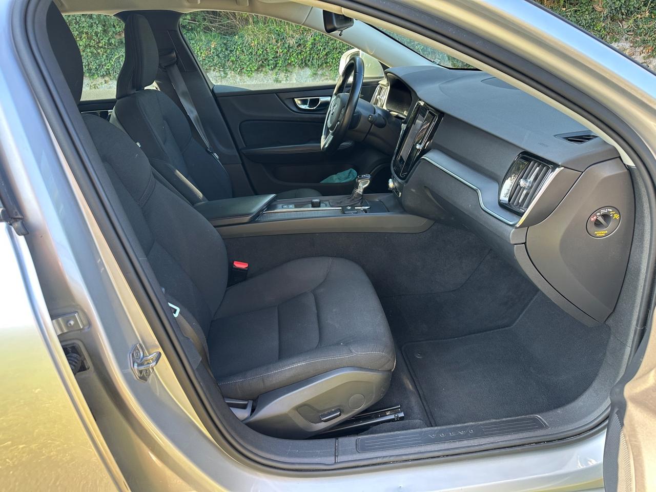Volvo V60 D3 Geartronic Business - 2020