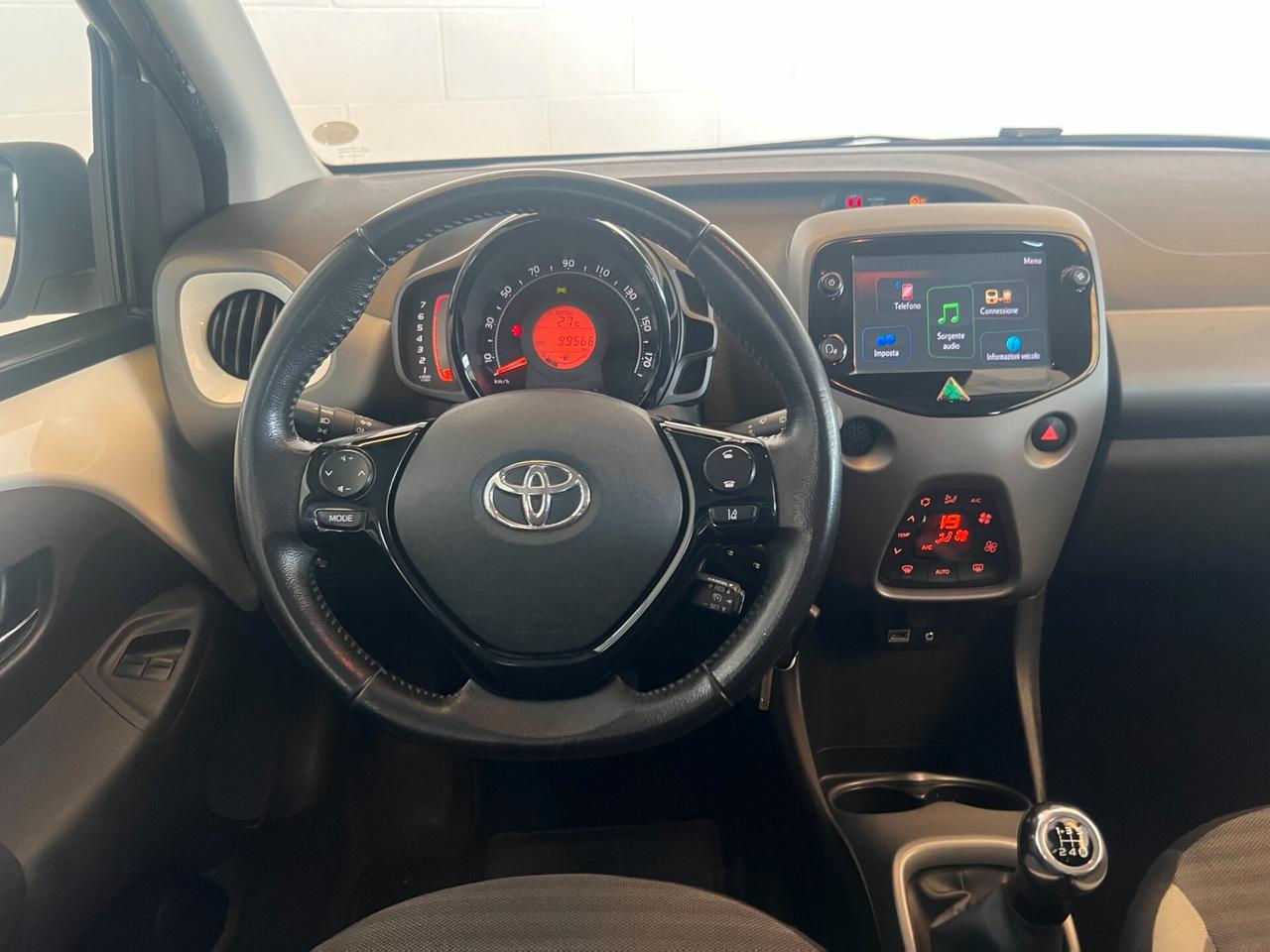 Toyota Aygo 1.0 VVT-i 72 CV 5 porte x-cool telecamera di retro ok neopatentati
