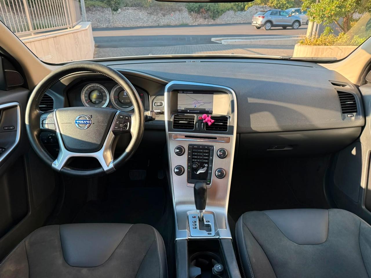 Volvo XC 60 XC60 D3 AWD Geartronic Momentum