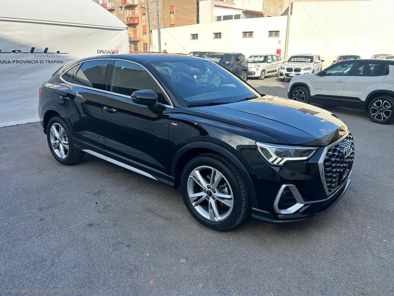 AUDI Q3 SPB 35 TDI S tronic Identity Black