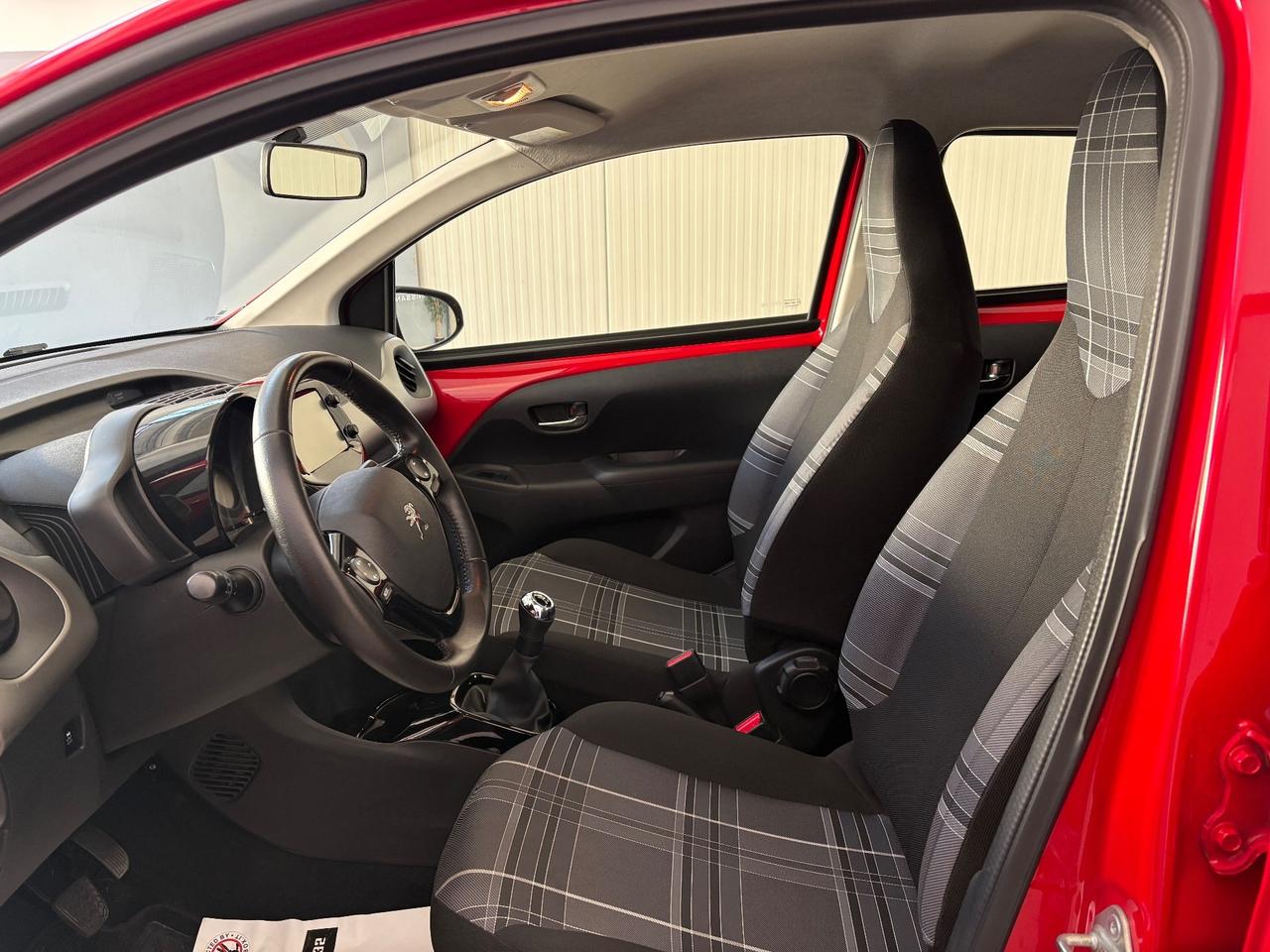 Peugeot 108 VTi 68 5 porte Allure TOP!