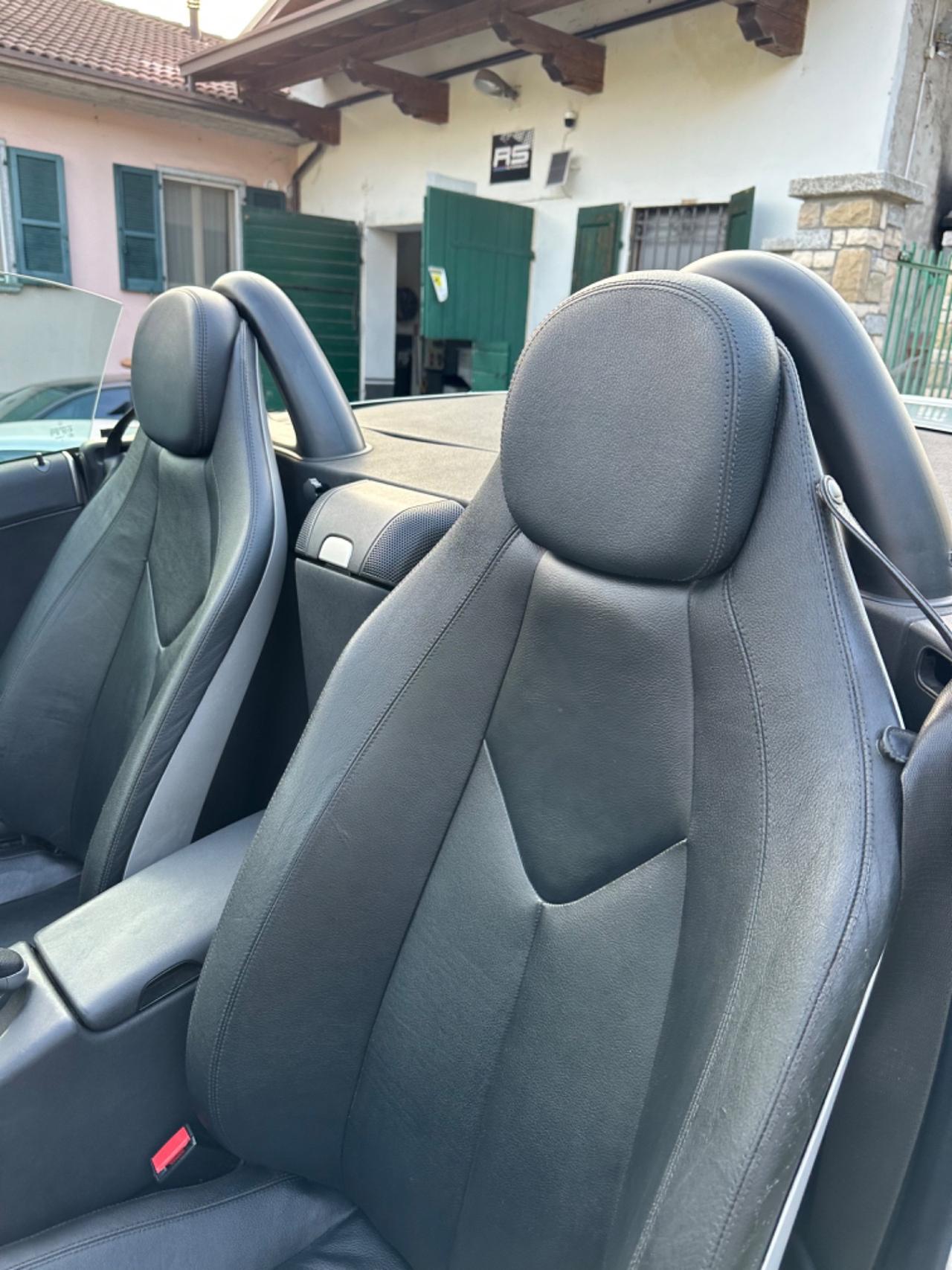 Mercedes-benz SLK 200 KOMPRESSOR UNICOPR KMCERT