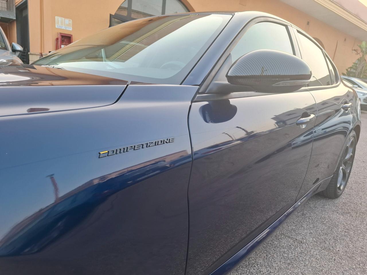 Alfa Romeo Giulia 2.2 allestimento " COMPETIZIONE "