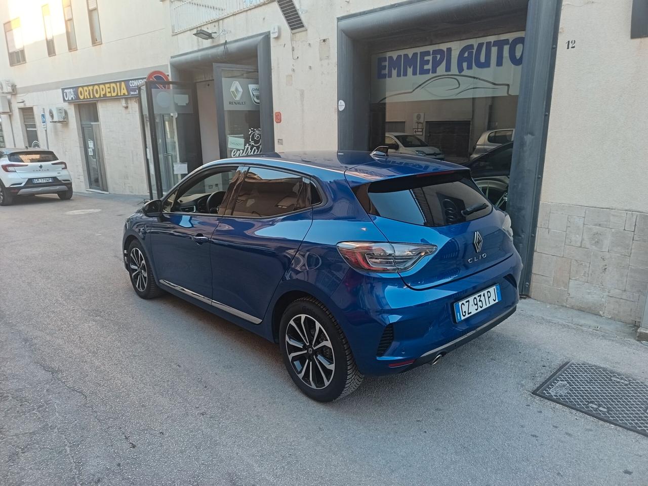 Renault Clio 1.0- 90 CV Techno KM18000 Garanzia Renault