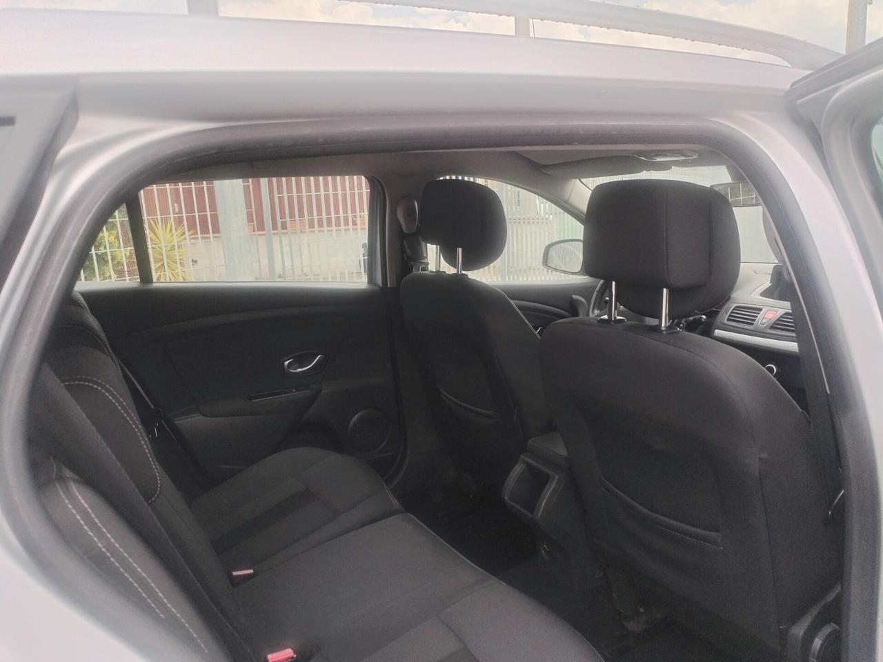 Renault Megane 1.5 dCi 110CV SporTour Dynamique