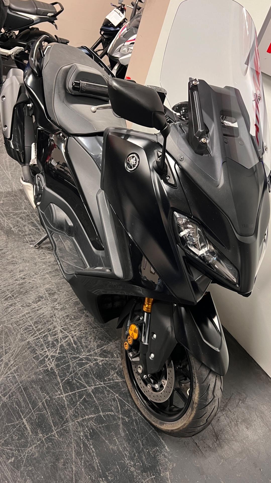 Yamaha TMAX 560 Tech max