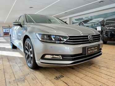 Volkswagen Passat 2.0 TDI DSG Highline BlueM. Tech.