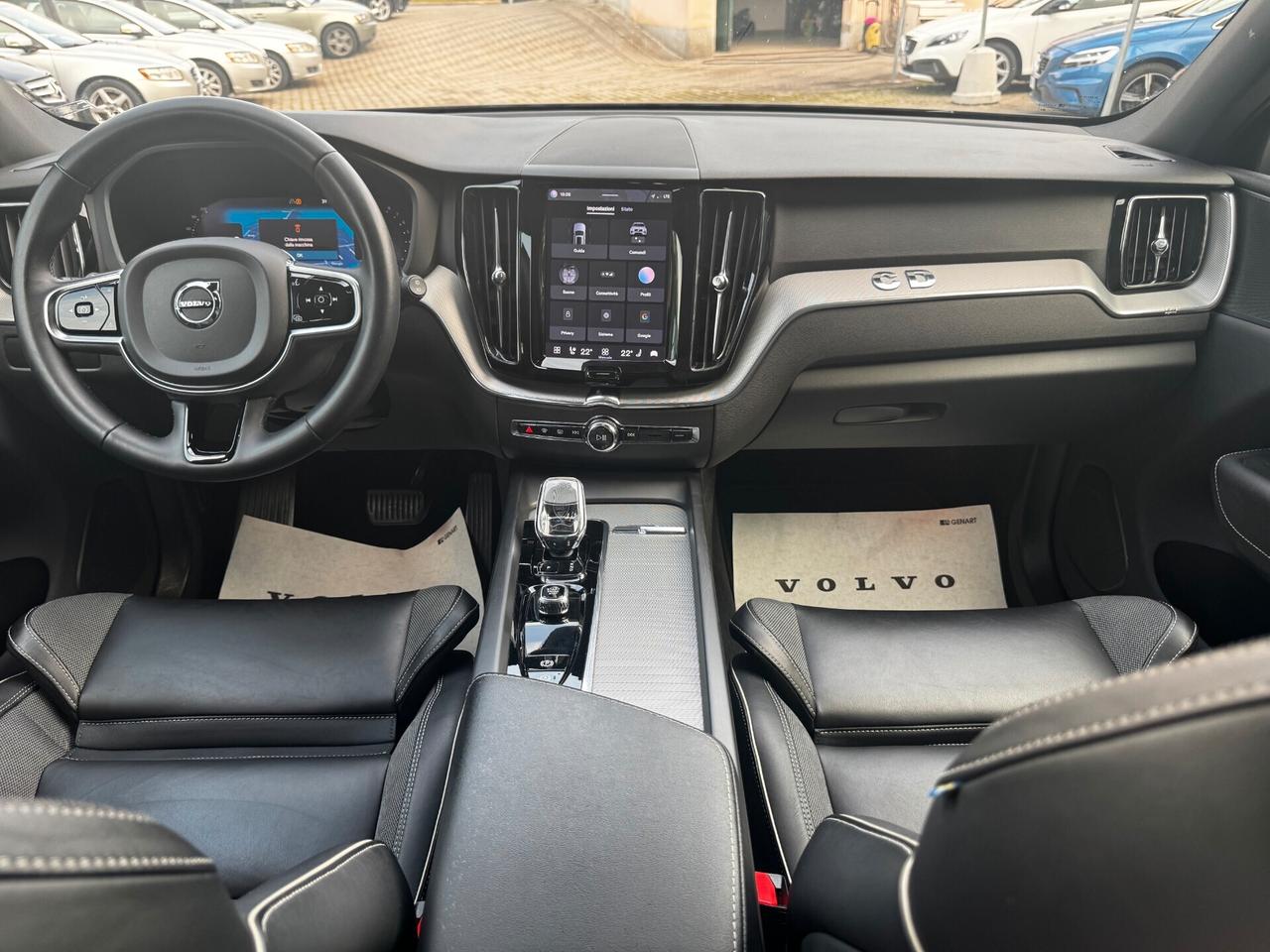Volvo XC 60 XC60 B4 automatico Plus Dark