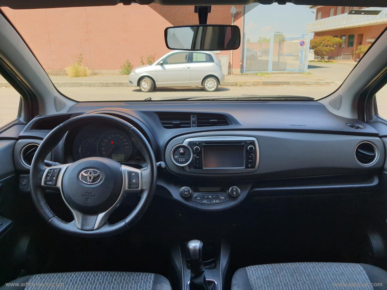 TOYOTA Yaris 1.0 5p. Lounge