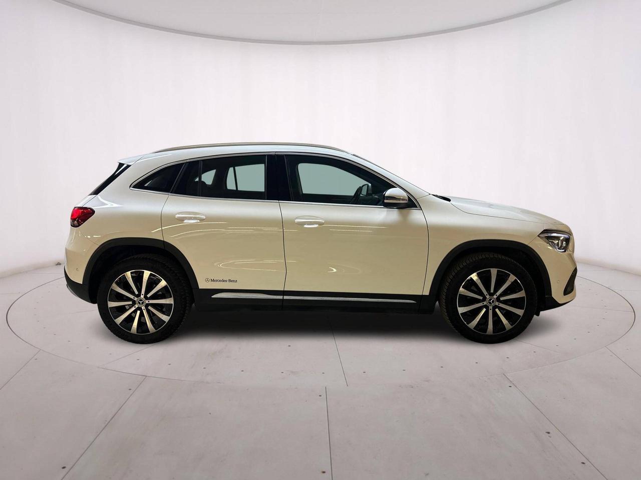 Mercedes GLA 200 d Sport 4matic