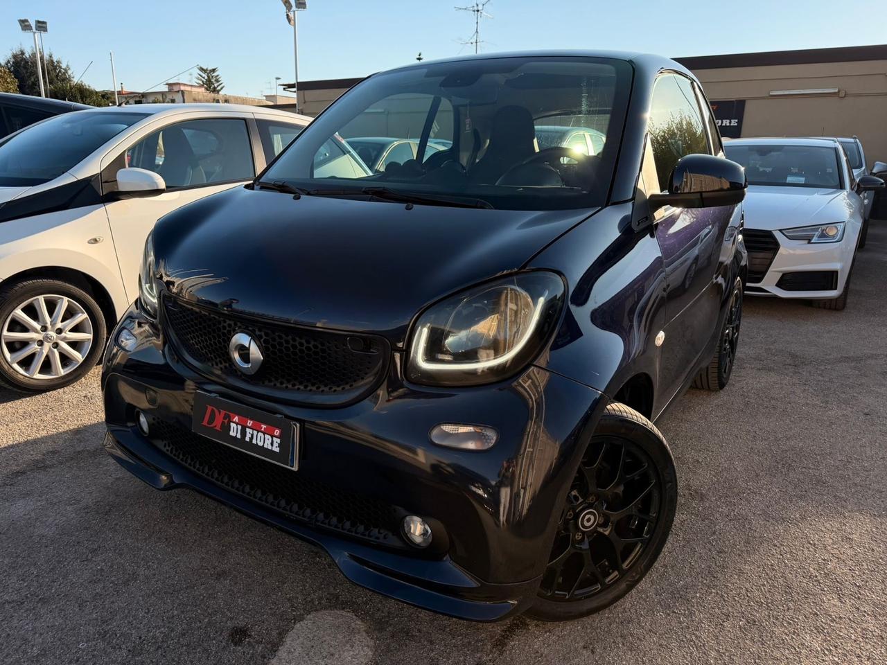Smart ForTwo Parisblue Prime 1.0 71cv PACK BRABUS INTROVABILE !!!