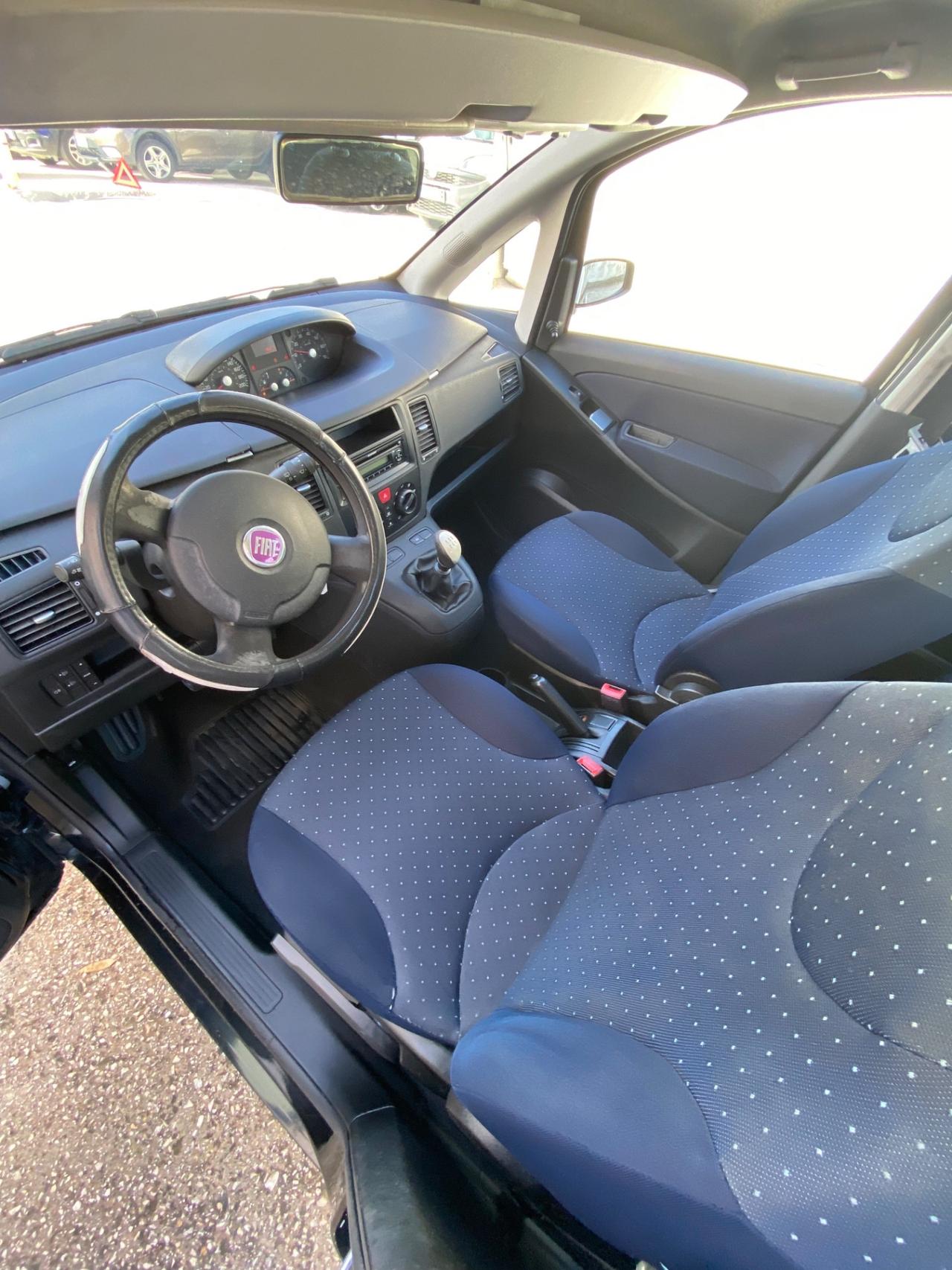 Fiat Idea 1.2 16V BlackLabel