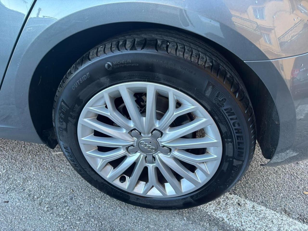 Audi A3 SPB 1.6 TDI Ambiente