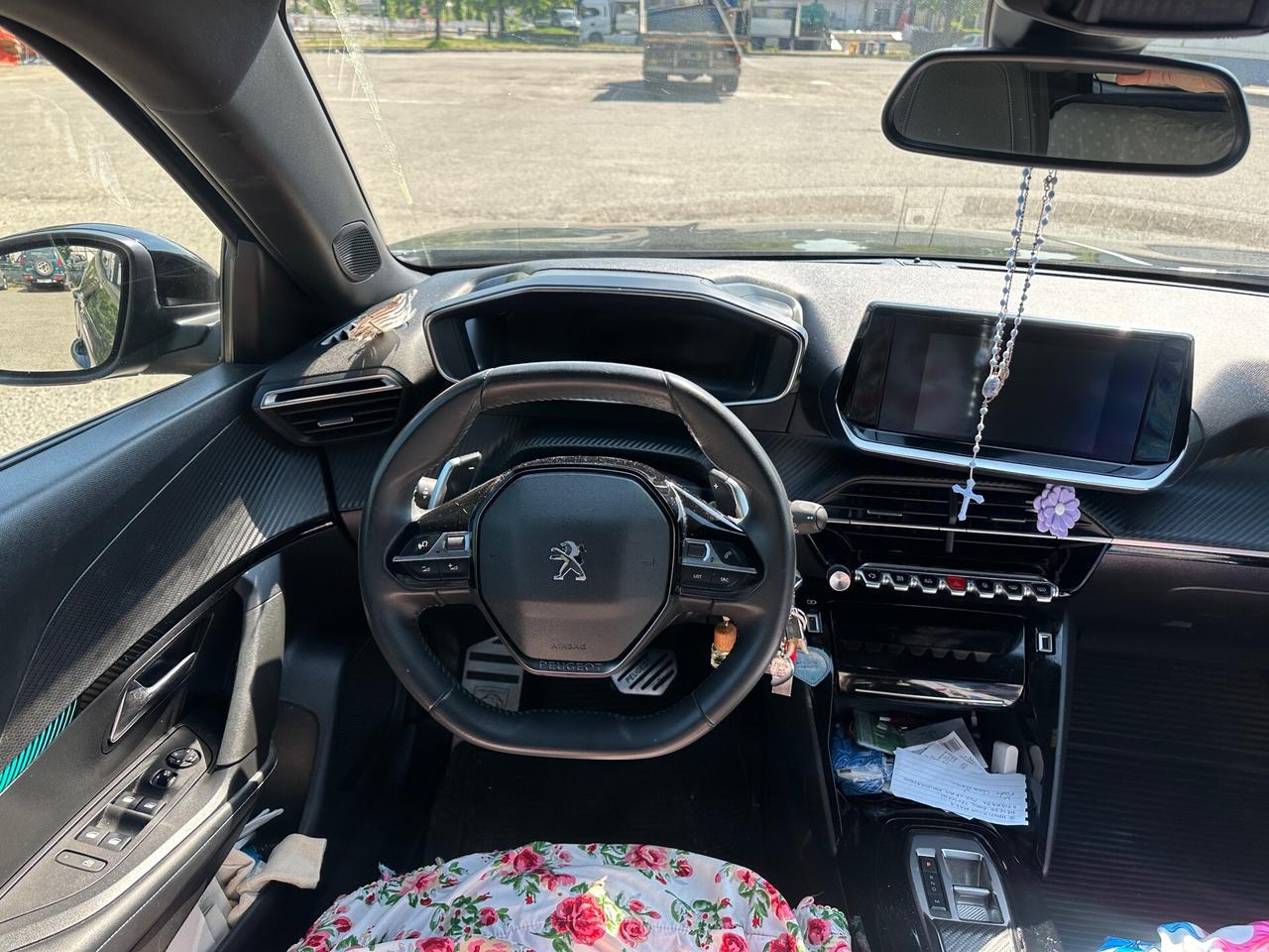 Peugeot 2008 1.2 Benz. EAT8 Allure (Garanzia 24 Mesi)