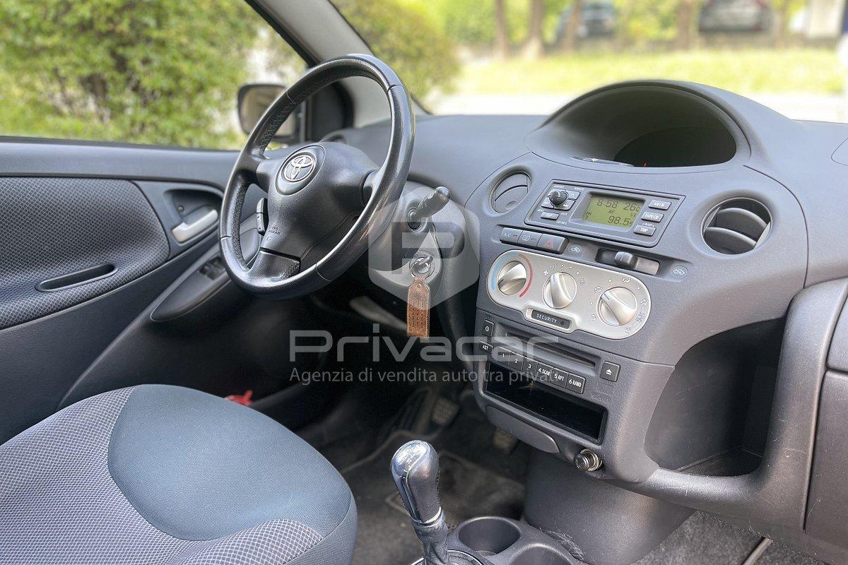 TOYOTA Yaris 1.4 tdi D-4D cat 5 porte Sol