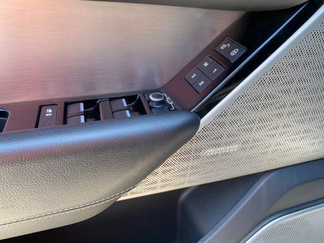 LAND ROVER Range Rover Velar 2.0D 240 CV R-Dynamic