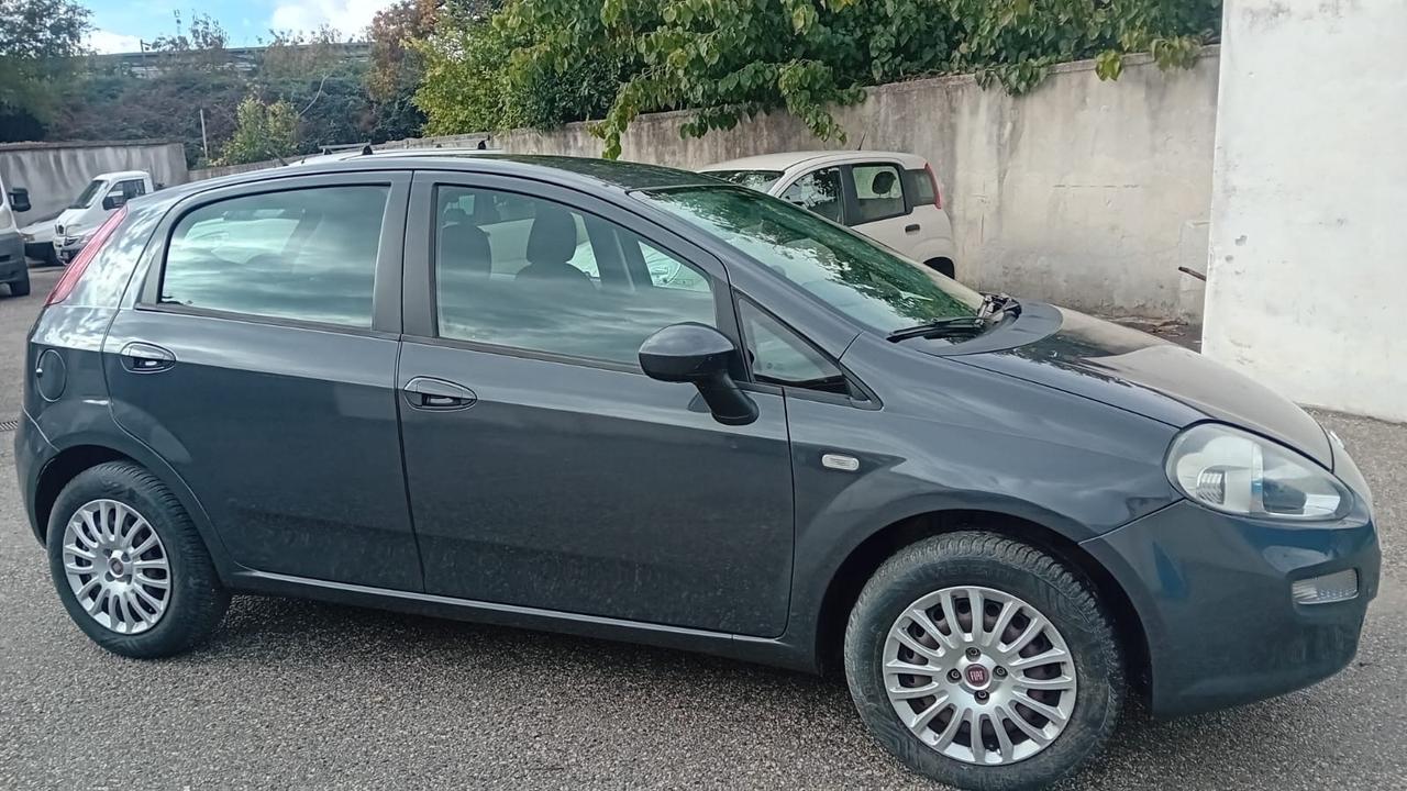 Fiat g.punto -5 P-1.4 gpl-full-2015