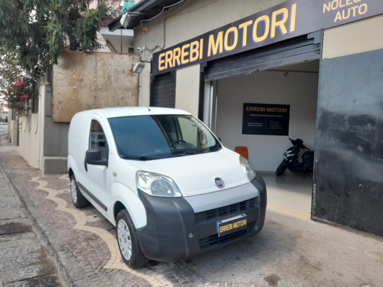 FURGONE BENZ/METANO
