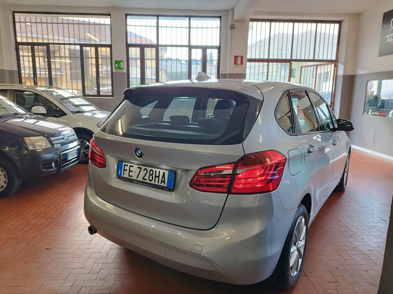 Bmw 2er Active Tourer 214d Active Tourer Advantage