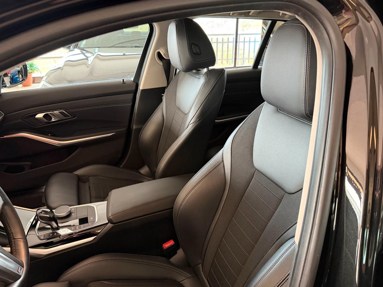 Bmw 318 D 150 cv. Touring Auto SPORT (Nav)