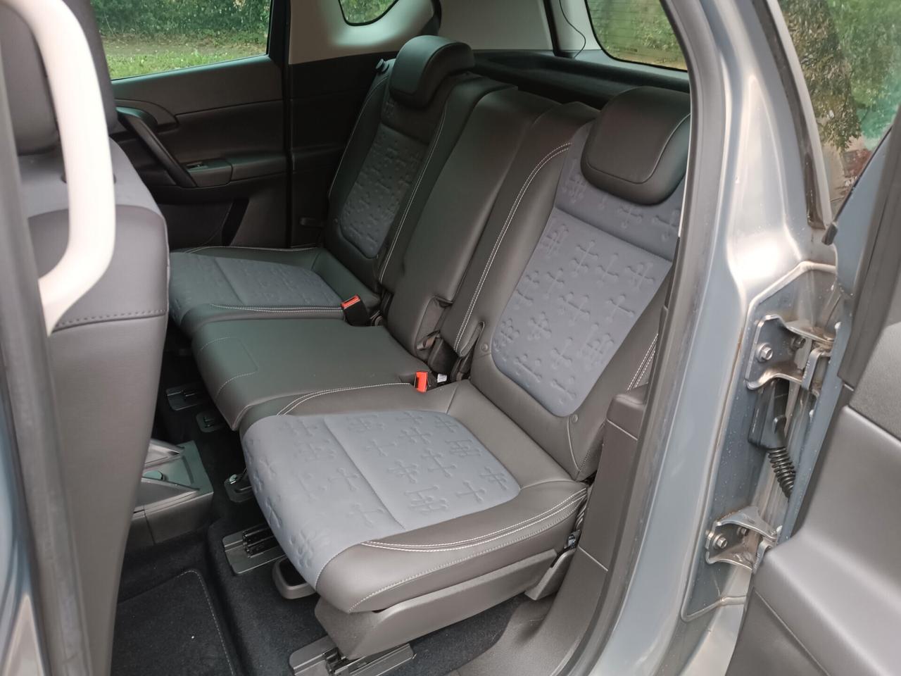 Meriva - 1.3 CDTI 95CV . uniprop Cosmo ---neopatentati-----