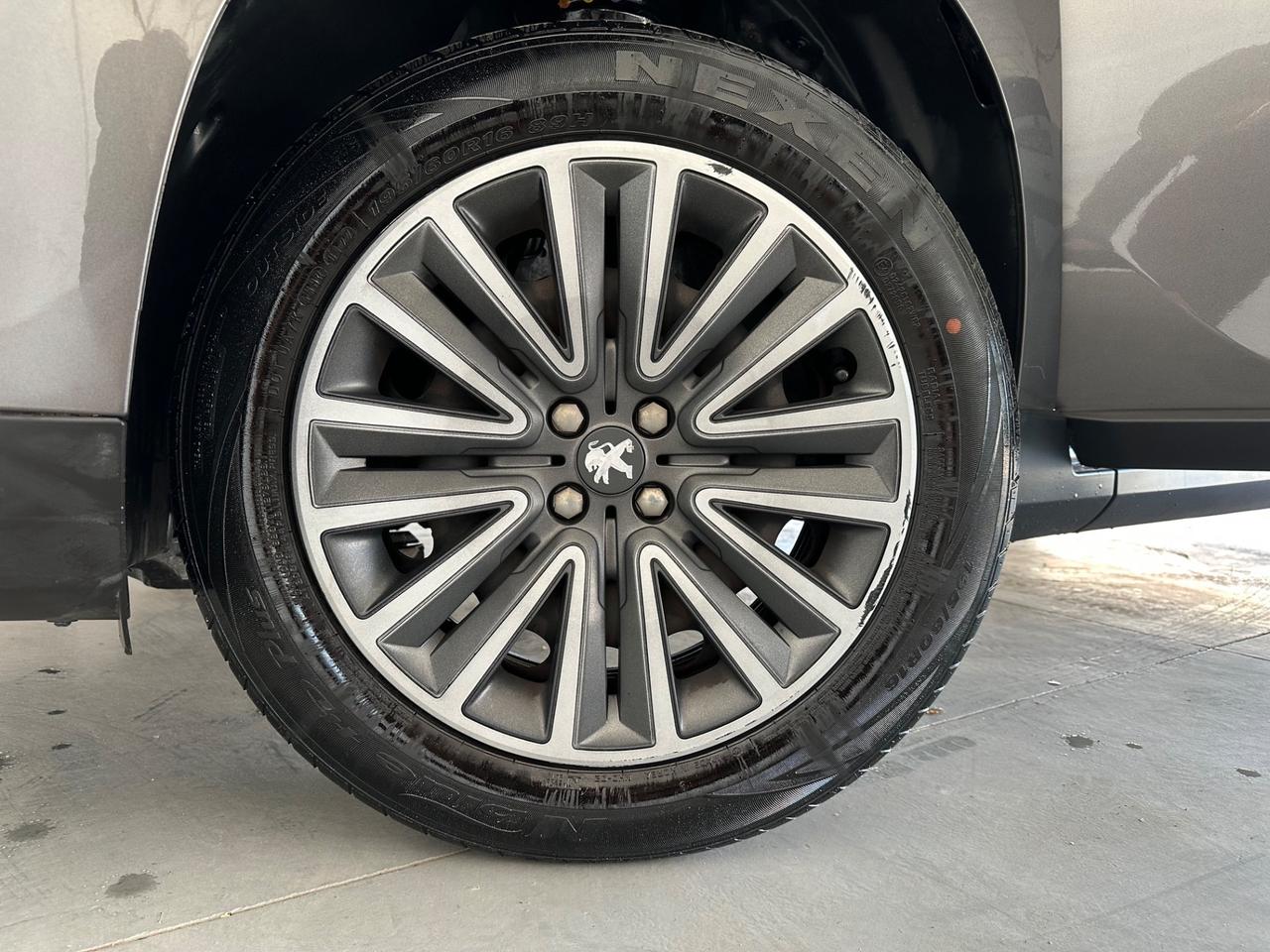 Peugeot 2008 1.5 HDi 2015