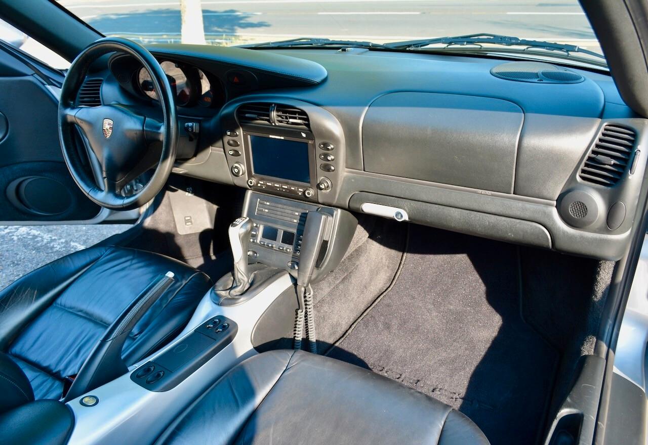 Porsche 911 IV 996 Carrera 3.6 4S Coupé