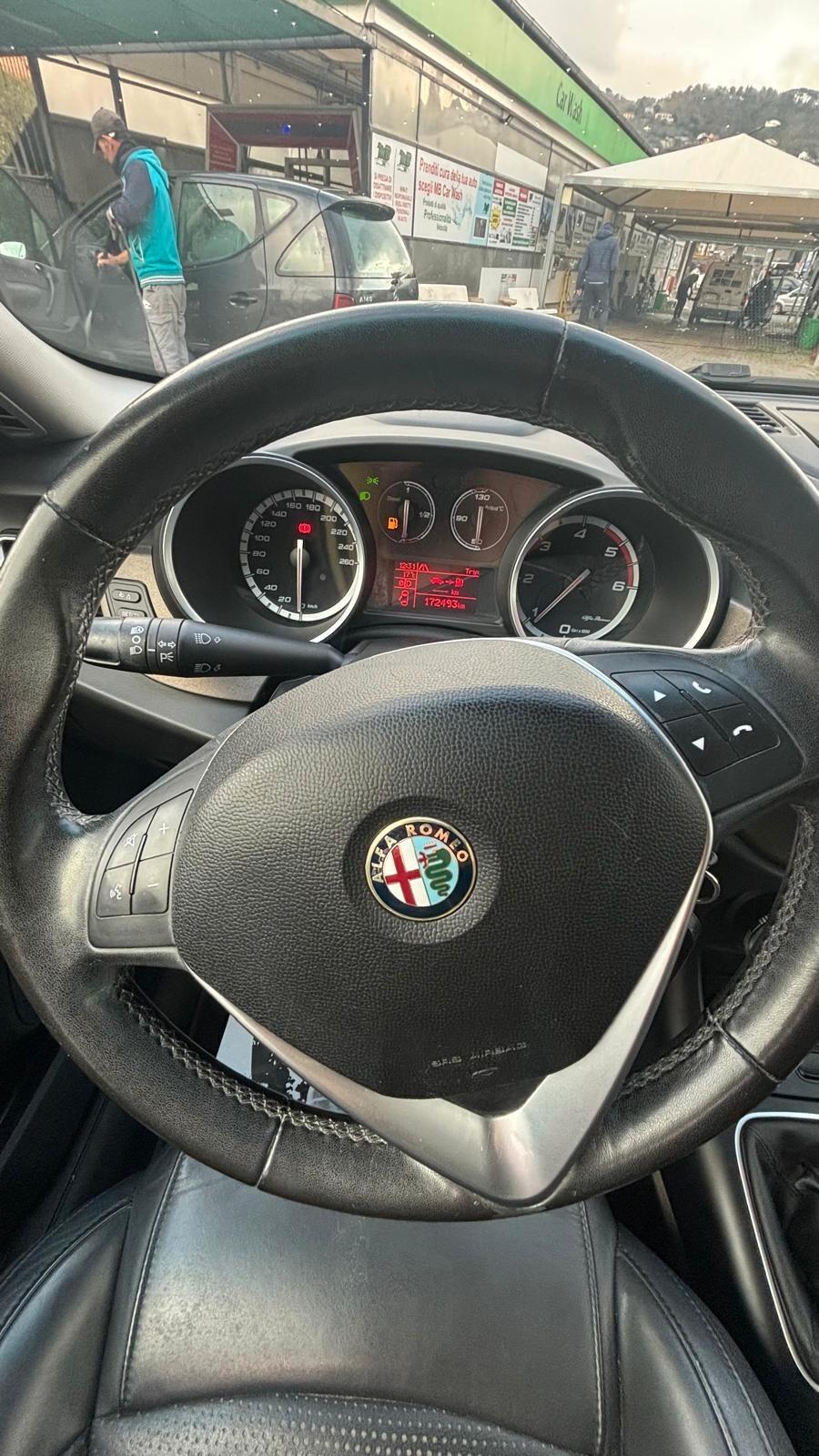 Alfa Romeo Giulietta 1.6 JTDm-2 120 CV Exclusive