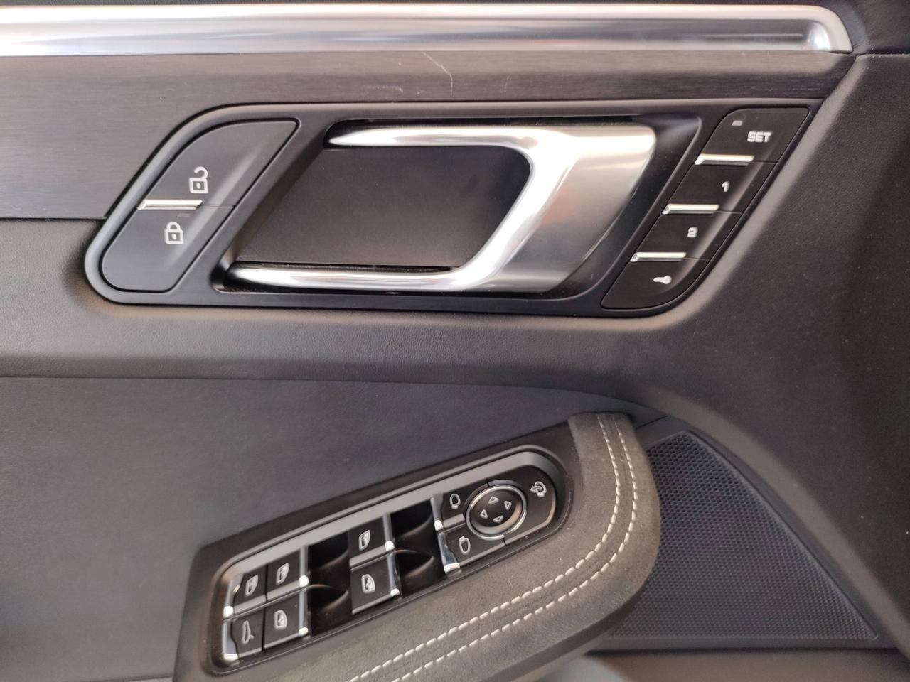 PORSCHE Macan I 2022 - Macan 2.9 GTS 440cv pdk